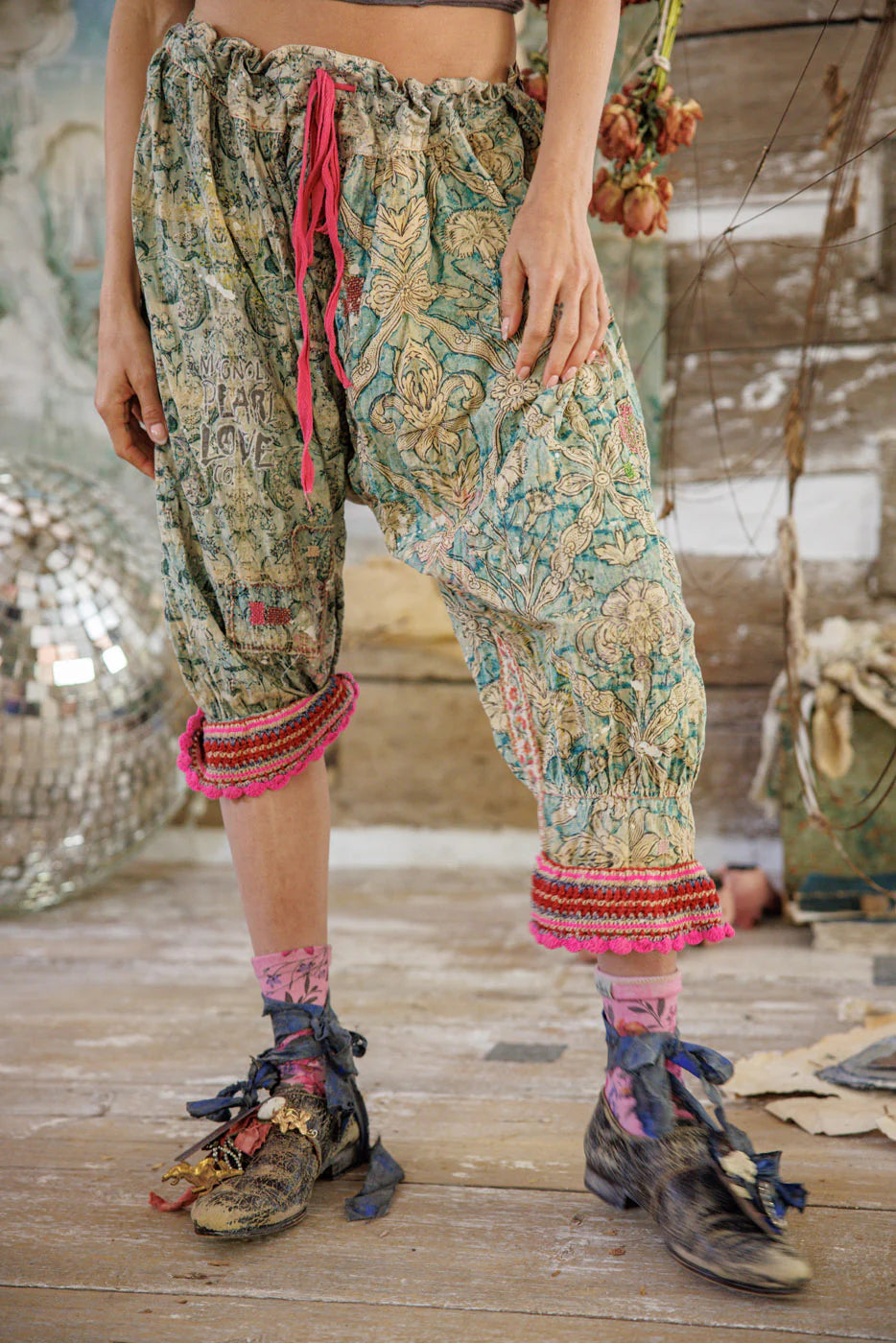 Bloomers 239 - Urban Mills Boutique
