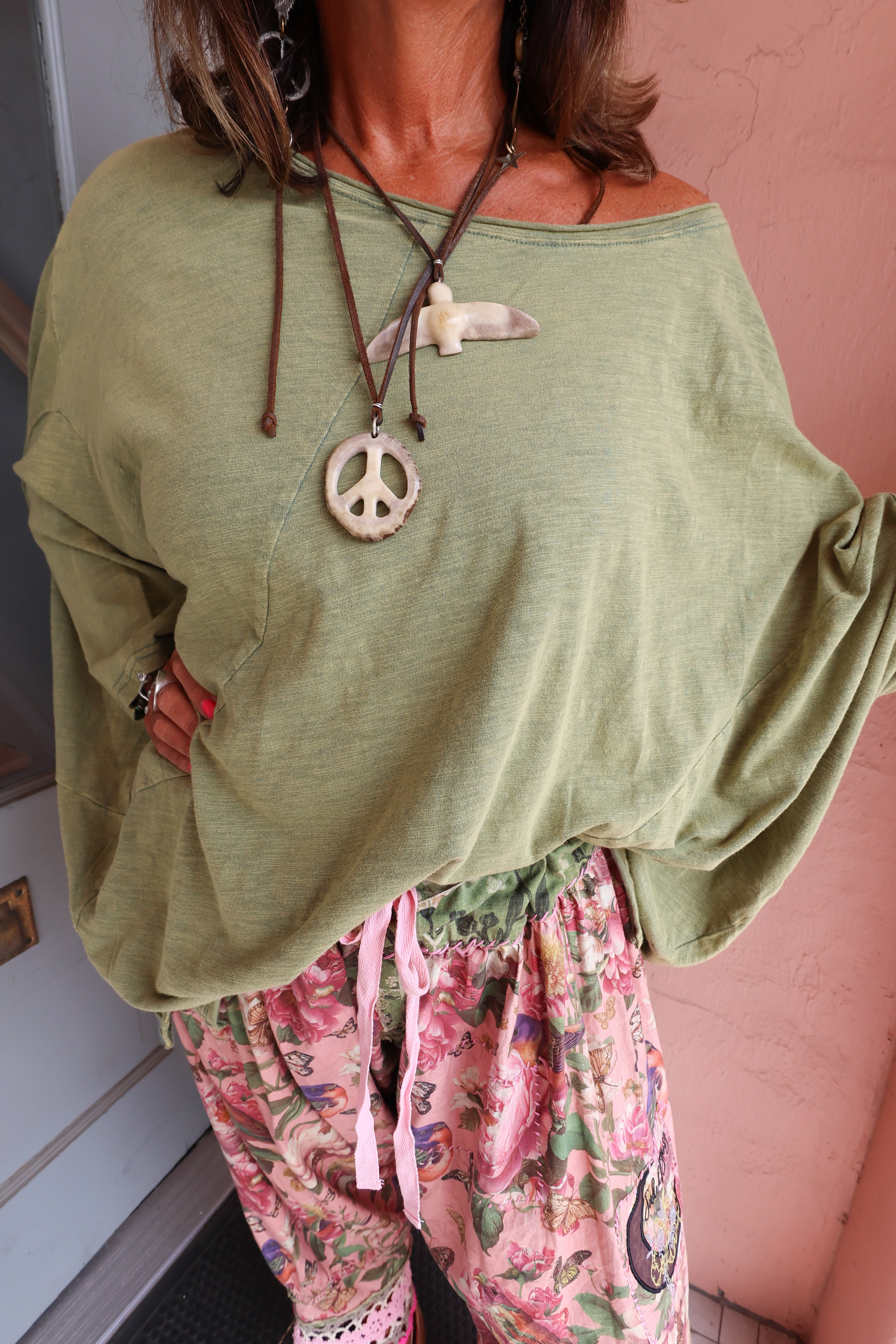 Be Free Top -Vintage Ivy - Urban Mills Boutique