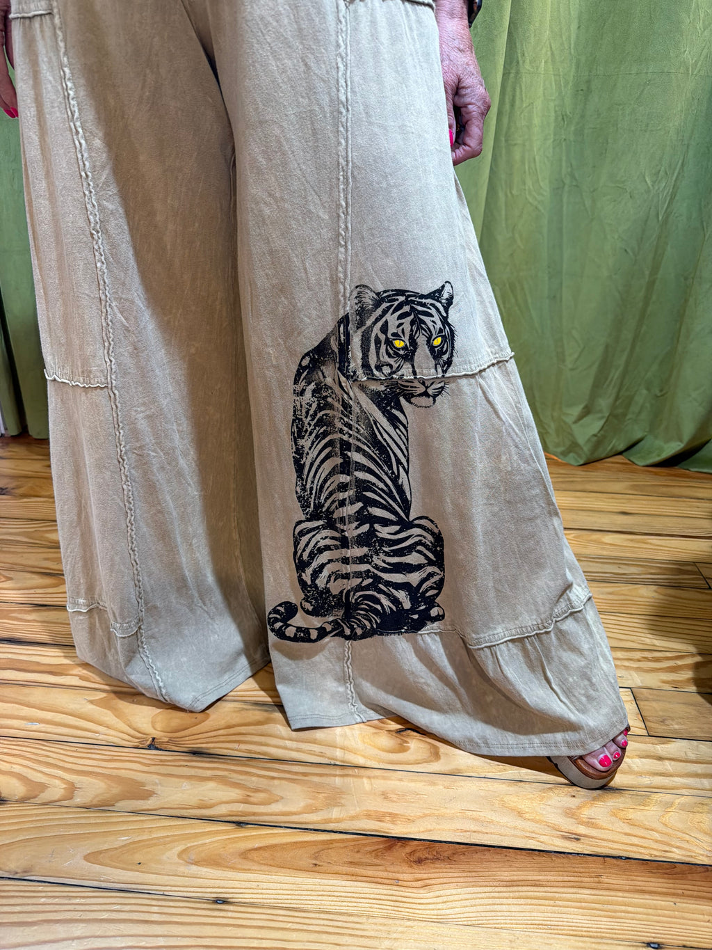 TIGER IVORY Pants