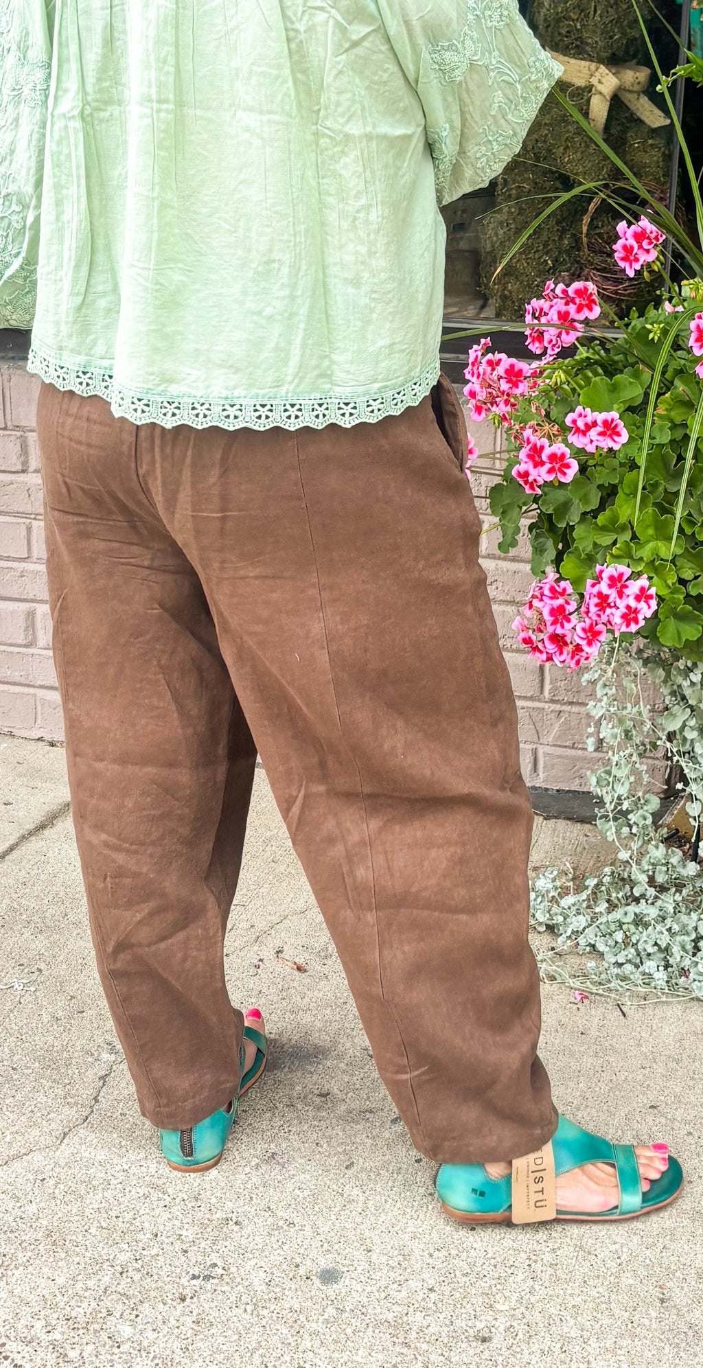 SAGE Eyelit Top