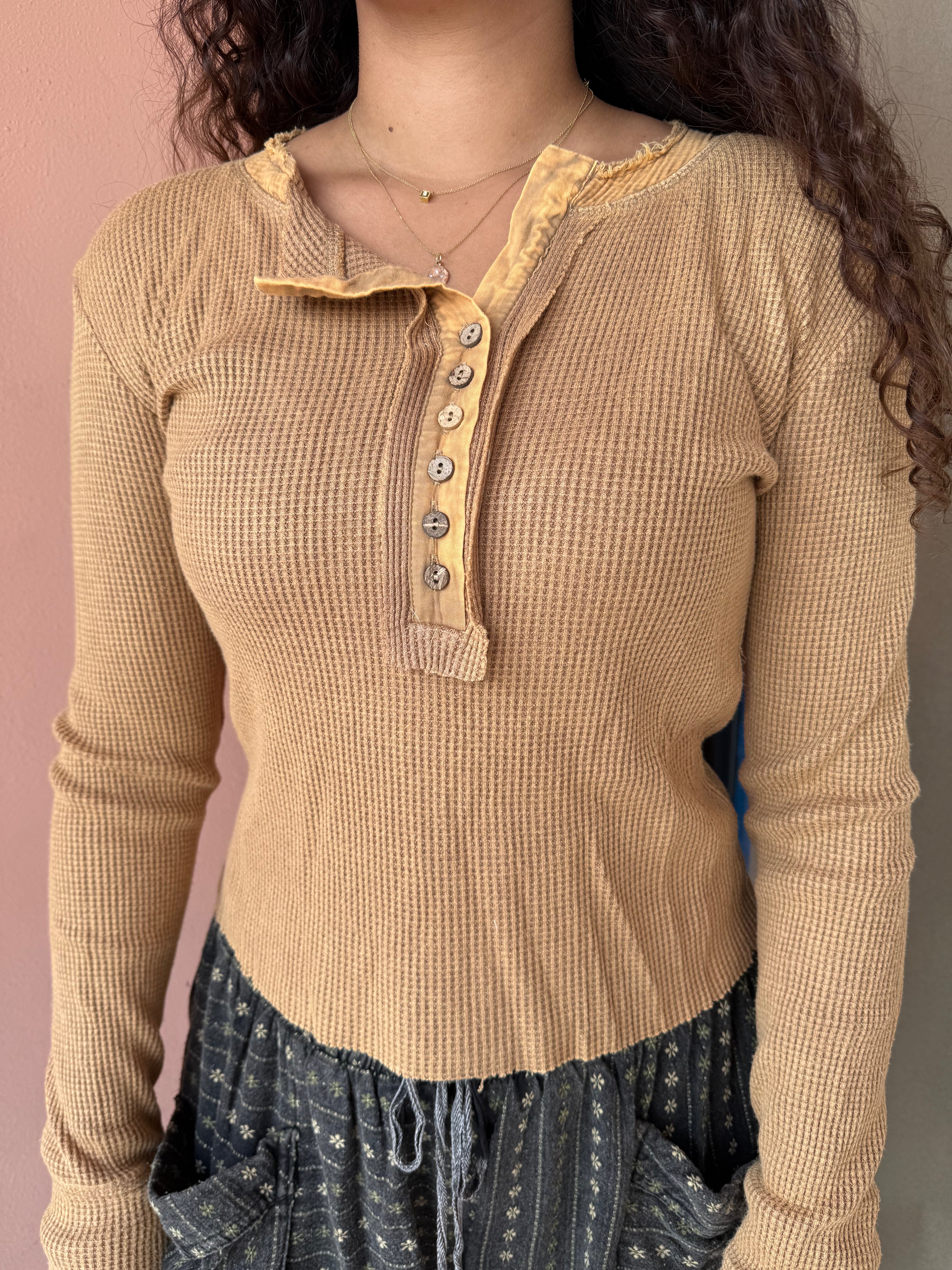 Mineral Washed Thermal Top - Coffee - Urban Mills Boutique