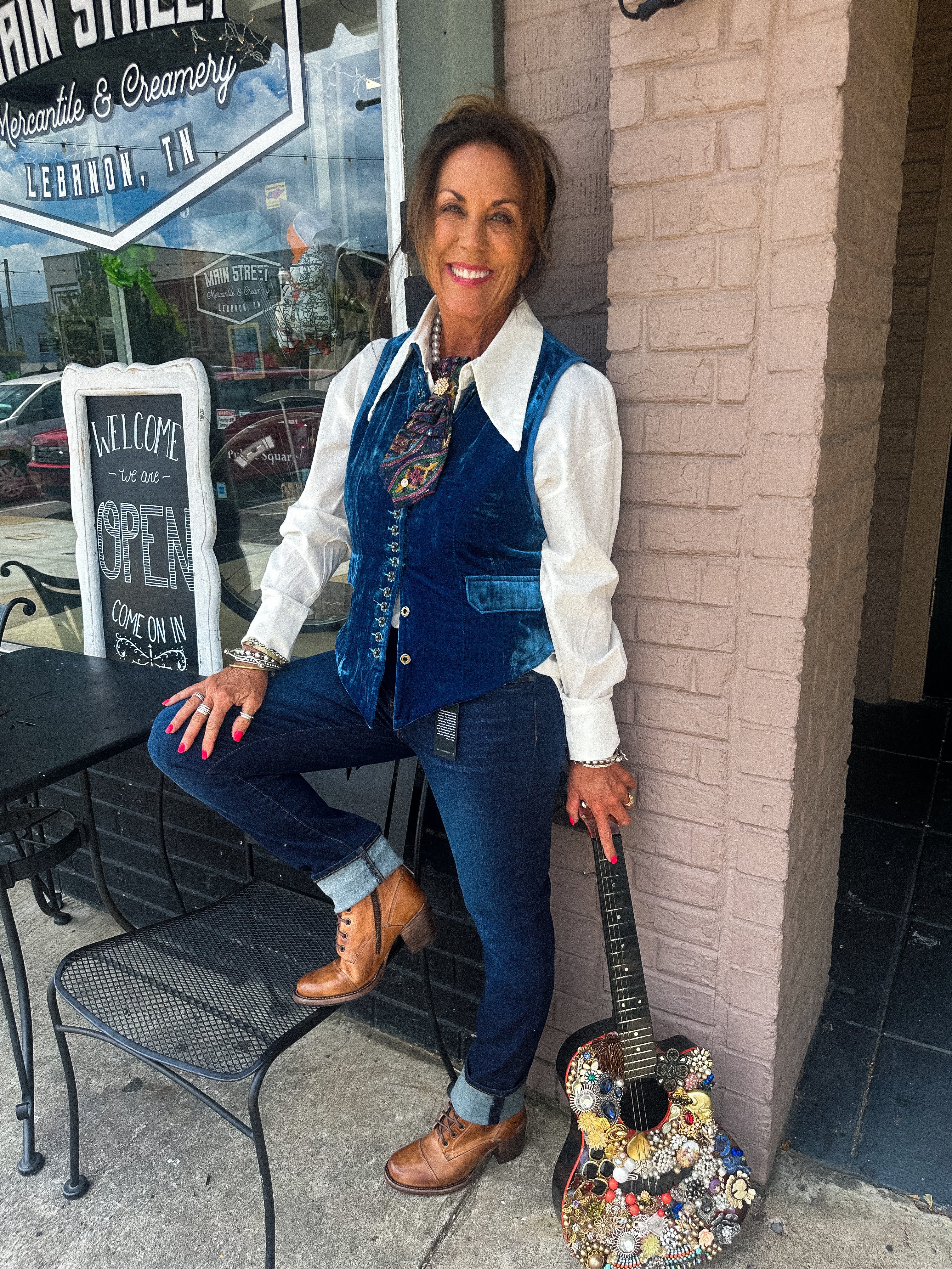 Mesmerized Velvet Vest - Urban Mills Boutique