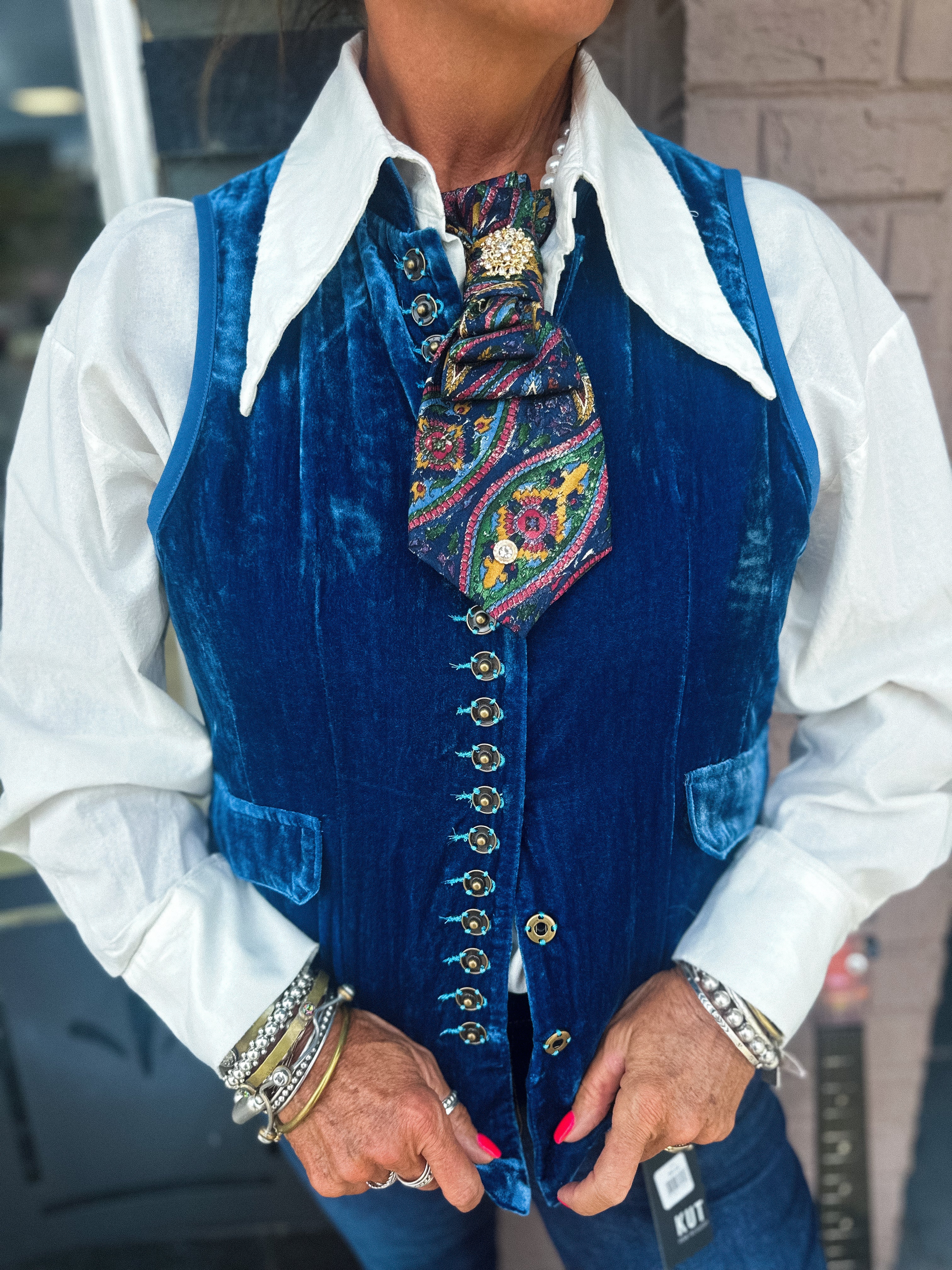 Mesmerized Velvet Vest - Urban Mills Boutique