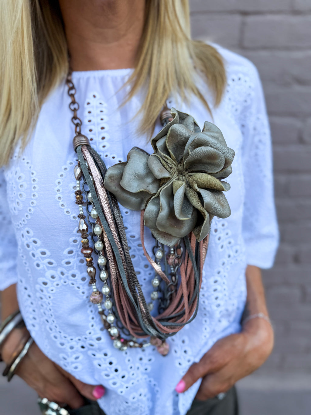 Large Flower Magnolia Necklace - Urban Mills Boutique