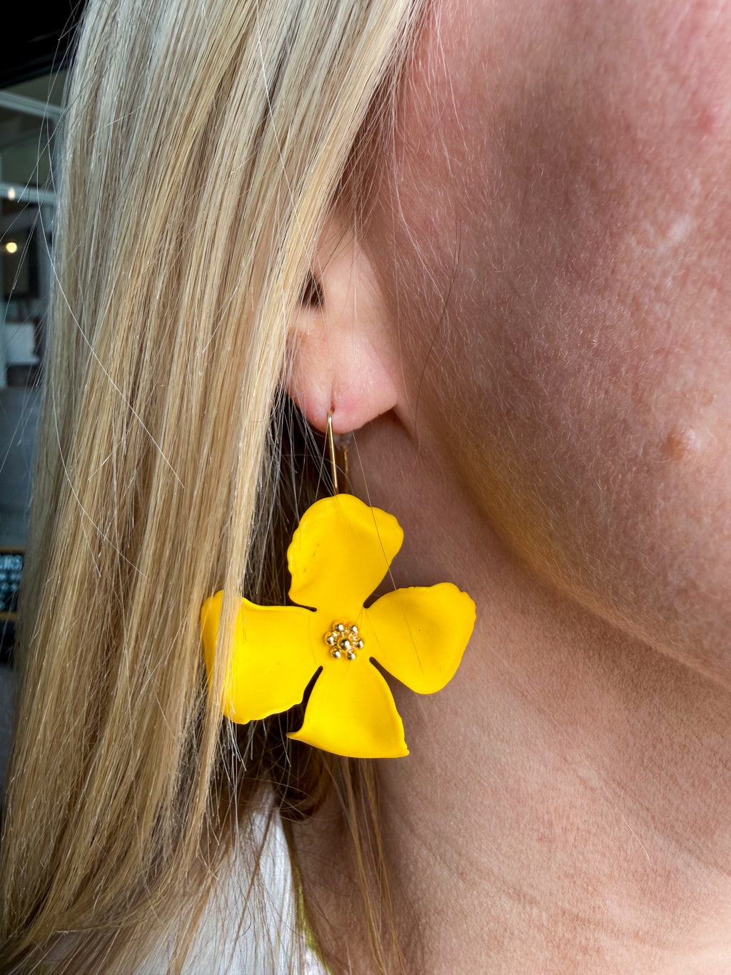 Flower Drop Earring - Urban Mills Boutique